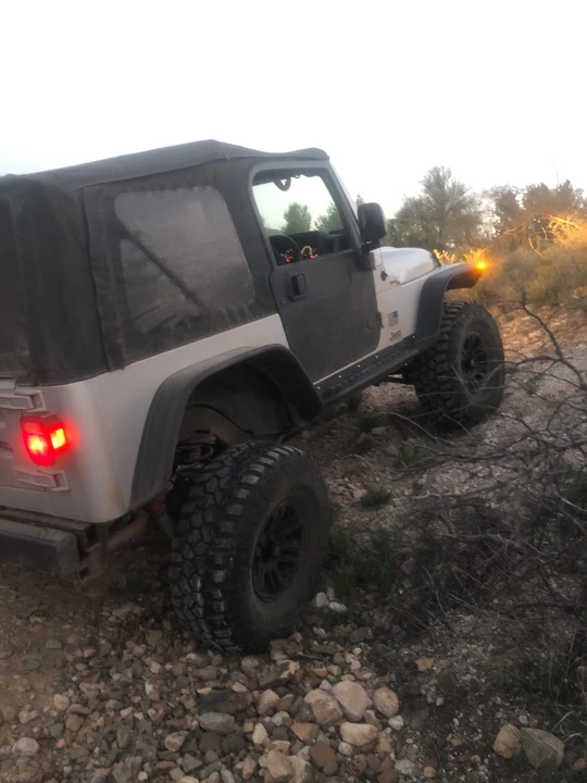 2004 Jeep TJ Wrangler - Image 5 of 12