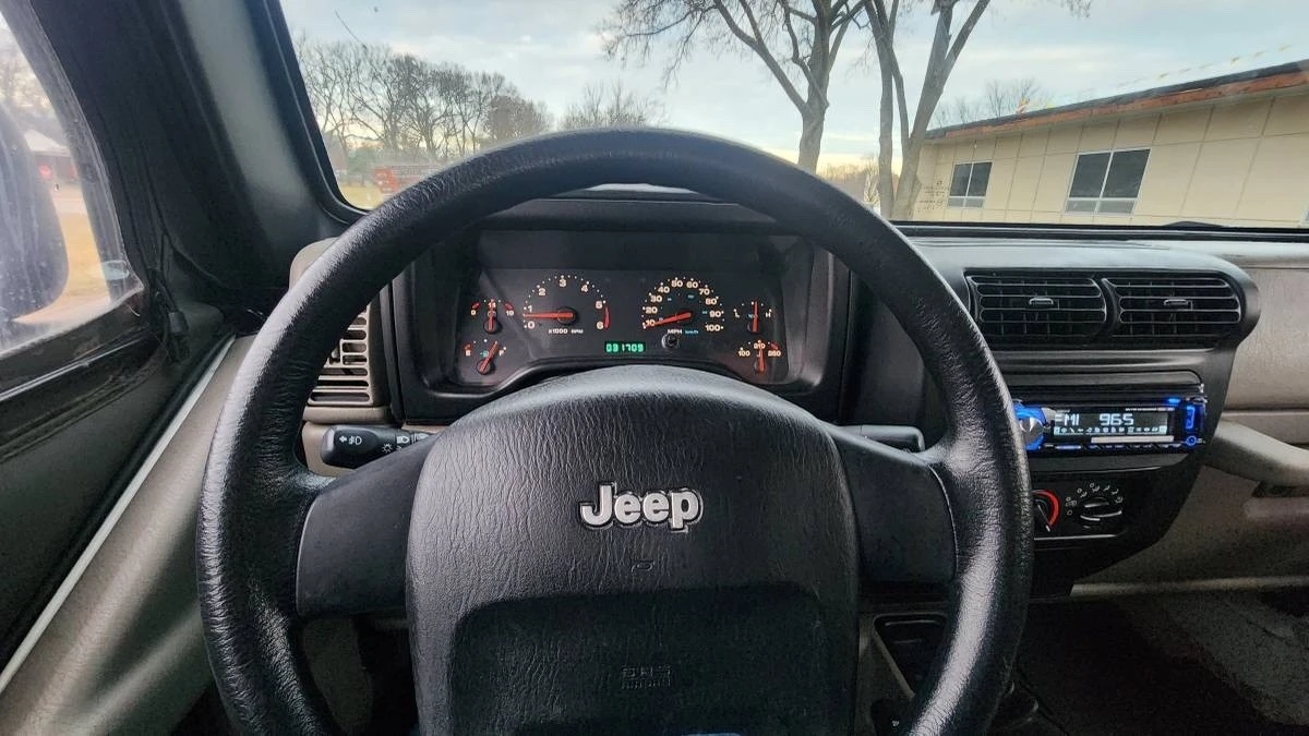 2004 Jeep TJ Wrangler - Image 19 of 27