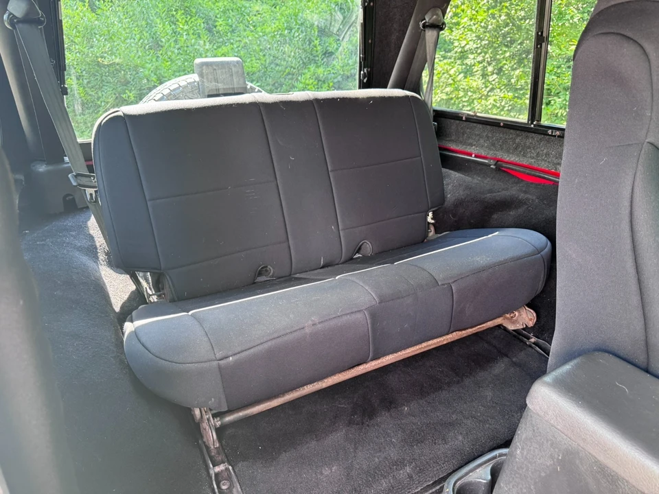 2004 Jeep TJ Wrangler - Image 11 of 11