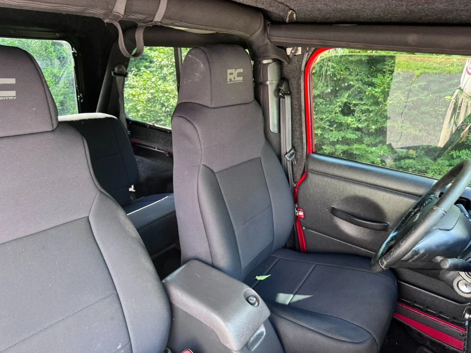 2004 Jeep TJ Wrangler - Image 10 of 11