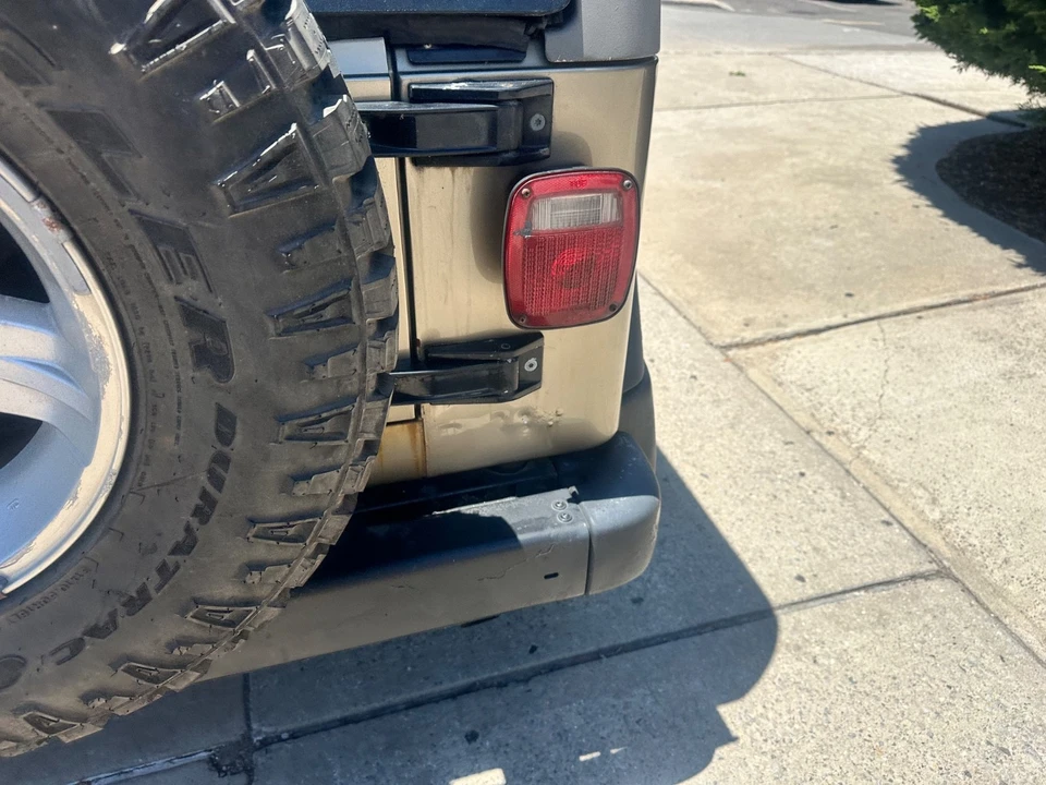 2004 Jeep TJ Wrangler - Image 17 of 31