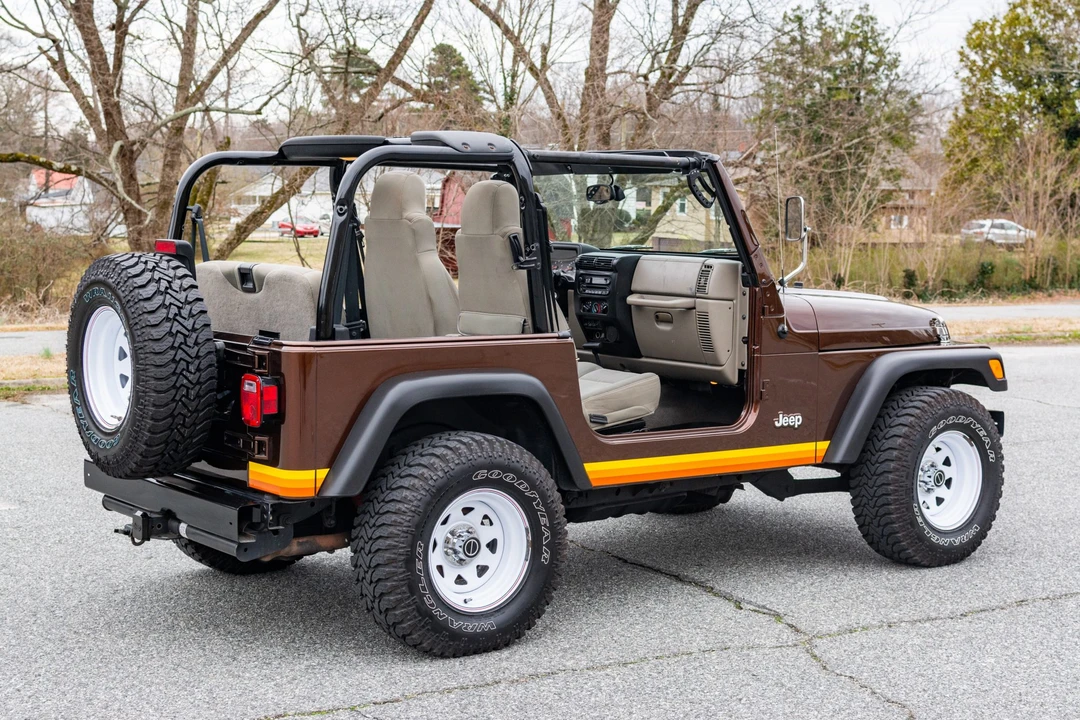 2004 Jeep TJ Wrangler - Image 20 of 31
