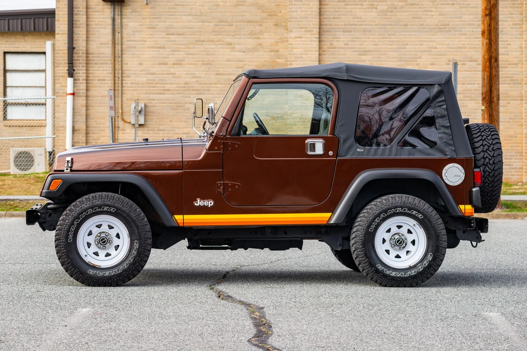 2004 Jeep TJ Wrangler - Image 3 of 31