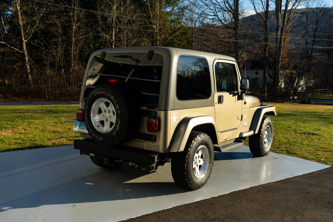 2004 Jeep TJ Wrangler - Image 19 of 31