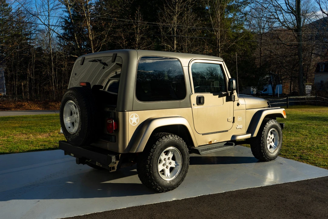 2004 Jeep TJ Wrangler - Image 17 of 31