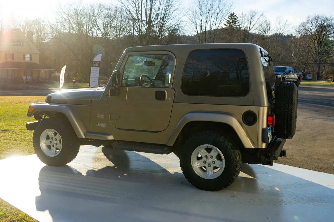 2004 Jeep TJ Wrangler - Image 28 of 31