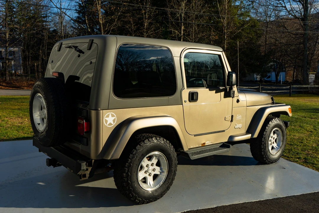 2004 Jeep TJ Wrangler - Image 16 of 31