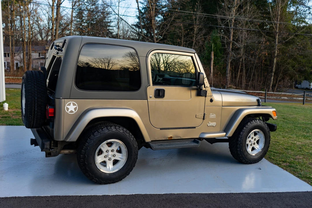 2004 Jeep TJ Wrangler - Image 15 of 31