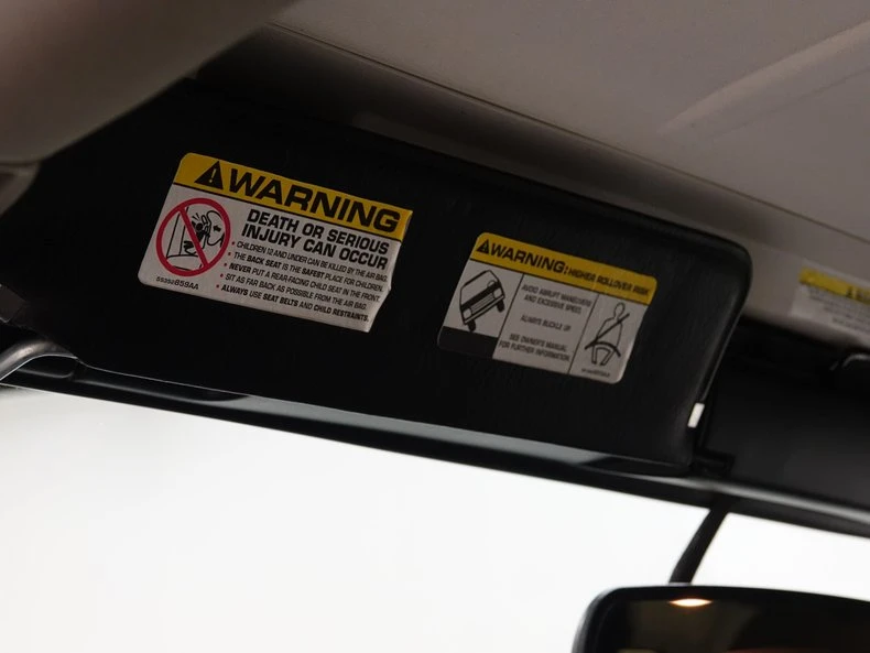 2004 Jeep TJ Wrangler - Image 23 of 31