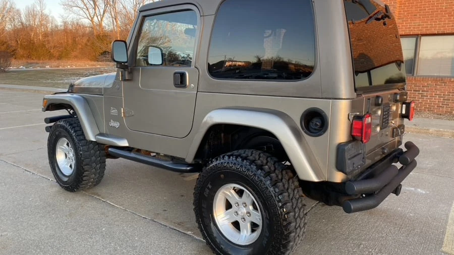 2004 Jeep TJ Wrangler - Image 2 of 17