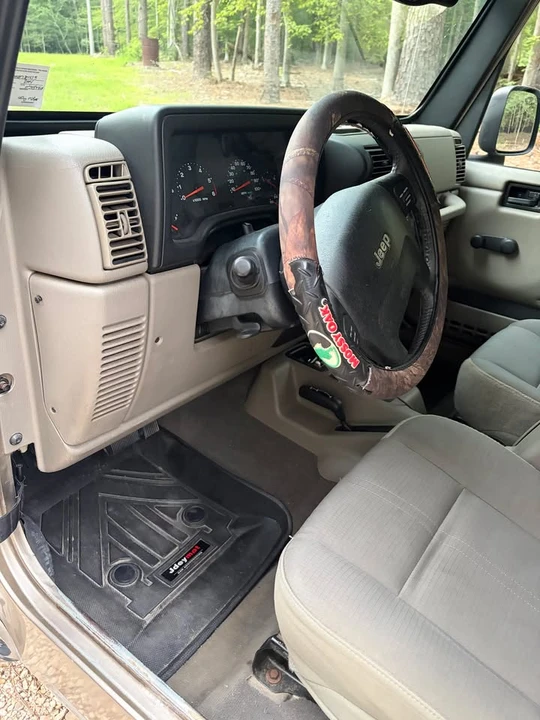 2004 Jeep TJ Wrangler - Image 6 of 9