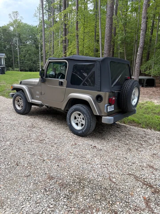 2004 Jeep TJ Wrangler - Image 2 of 9