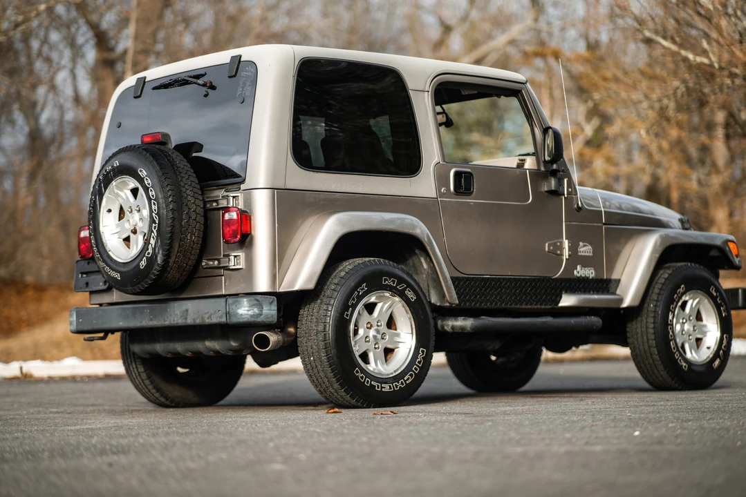 2004 Jeep TJ Wrangler - Image 29 of 31