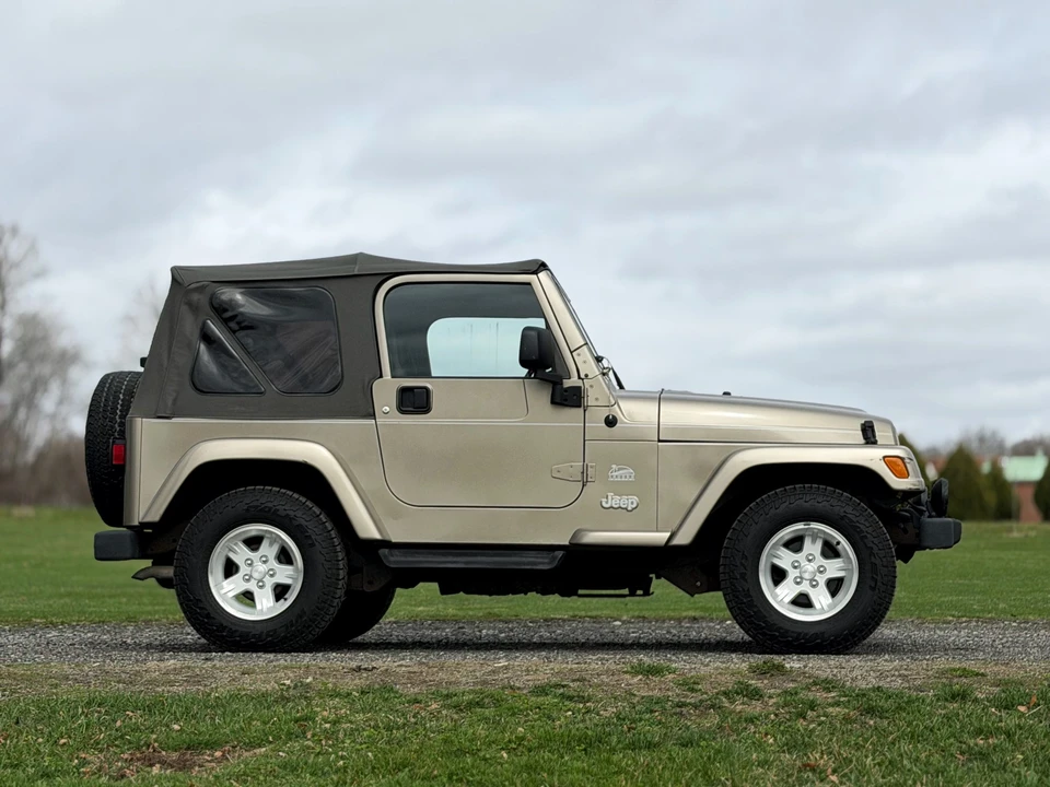 2004 Jeep TJ Wrangler - Image 23 of 31