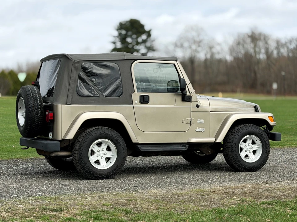 2004 Jeep TJ Wrangler - Image 21 of 31