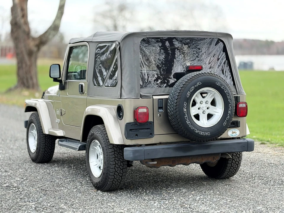 2004 Jeep TJ Wrangler - Image 15 of 31