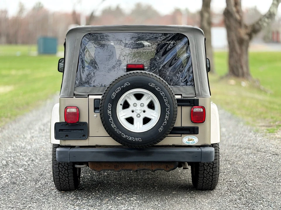 2004 Jeep TJ Wrangler - Image 17 of 31