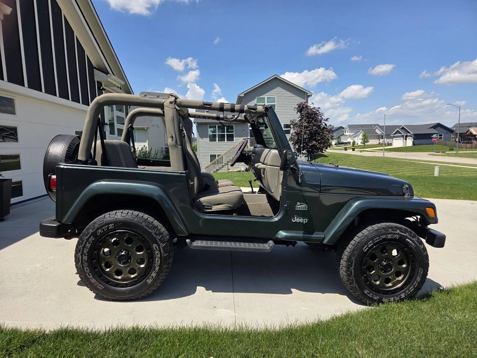 2004 Jeep TJ Wrangler - Image 18 of 18
