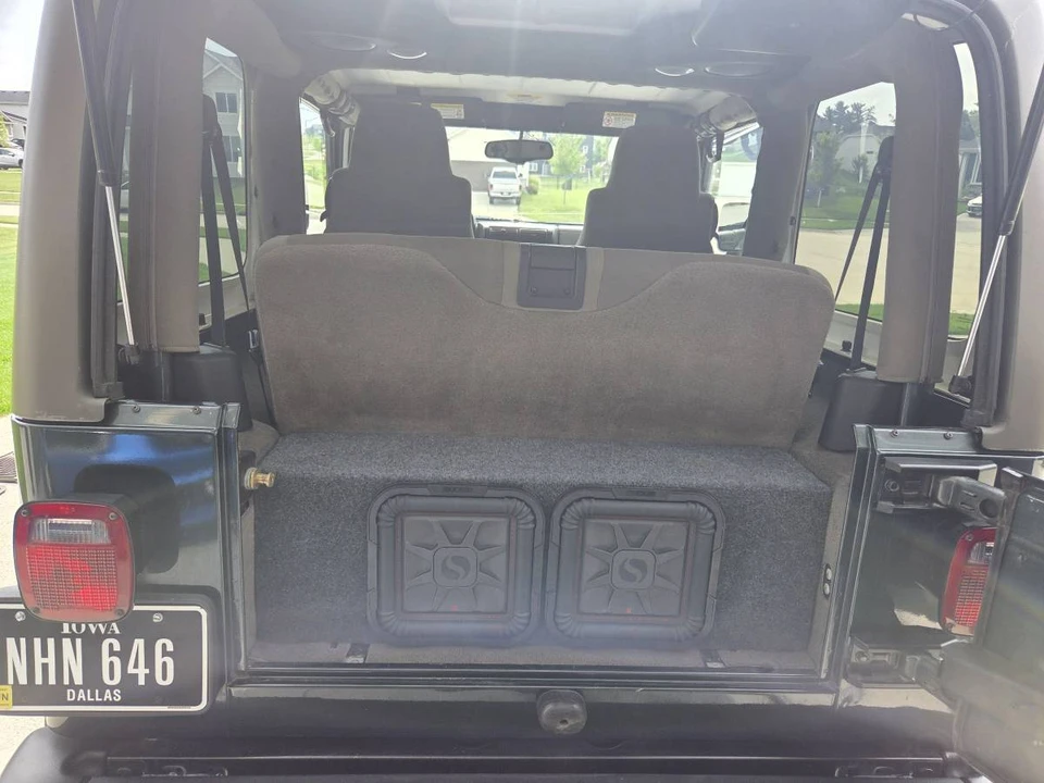 2004 Jeep TJ Wrangler - Image 9 of 18