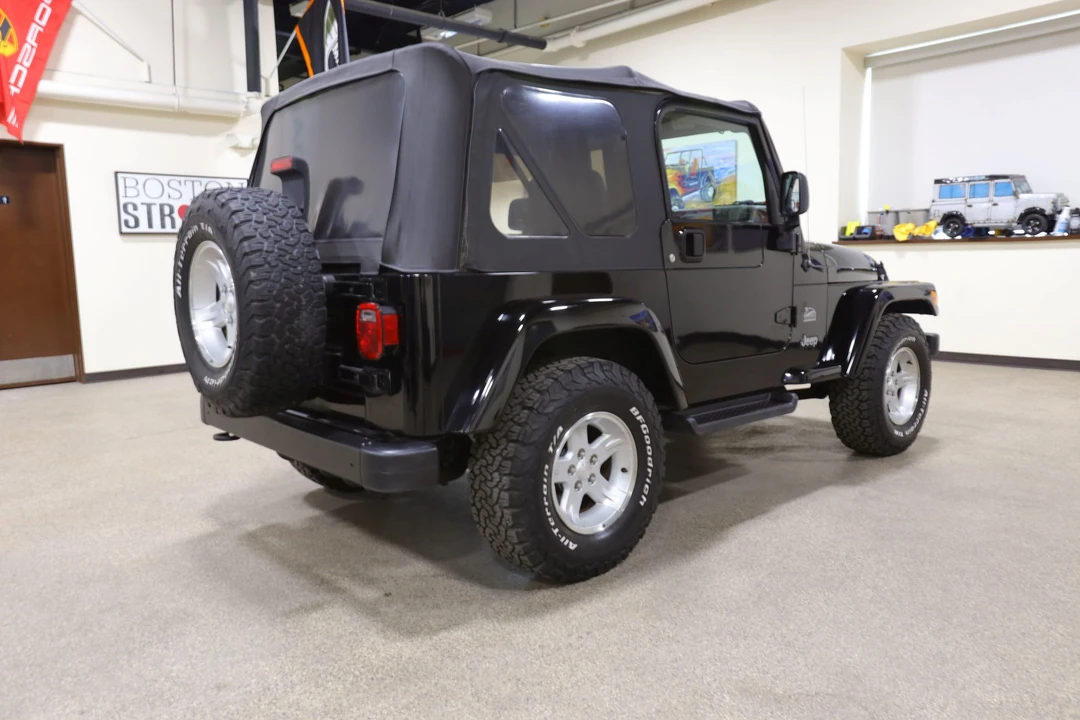 2004 Jeep TJ Wrangler - Image 15 of 31