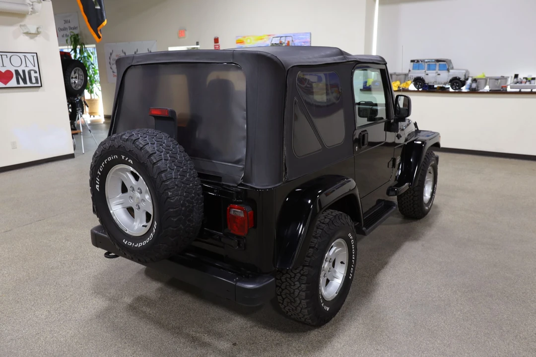 2004 Jeep TJ Wrangler - Image 14 of 31