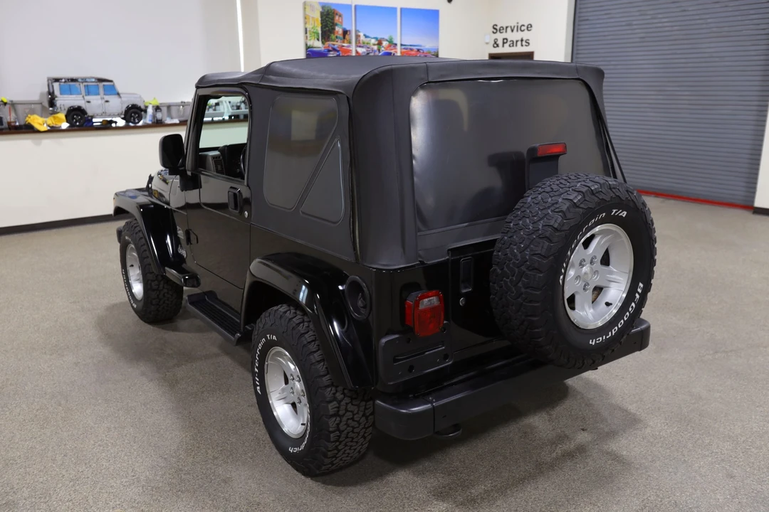 2004 Jeep TJ Wrangler - Image 9 of 31