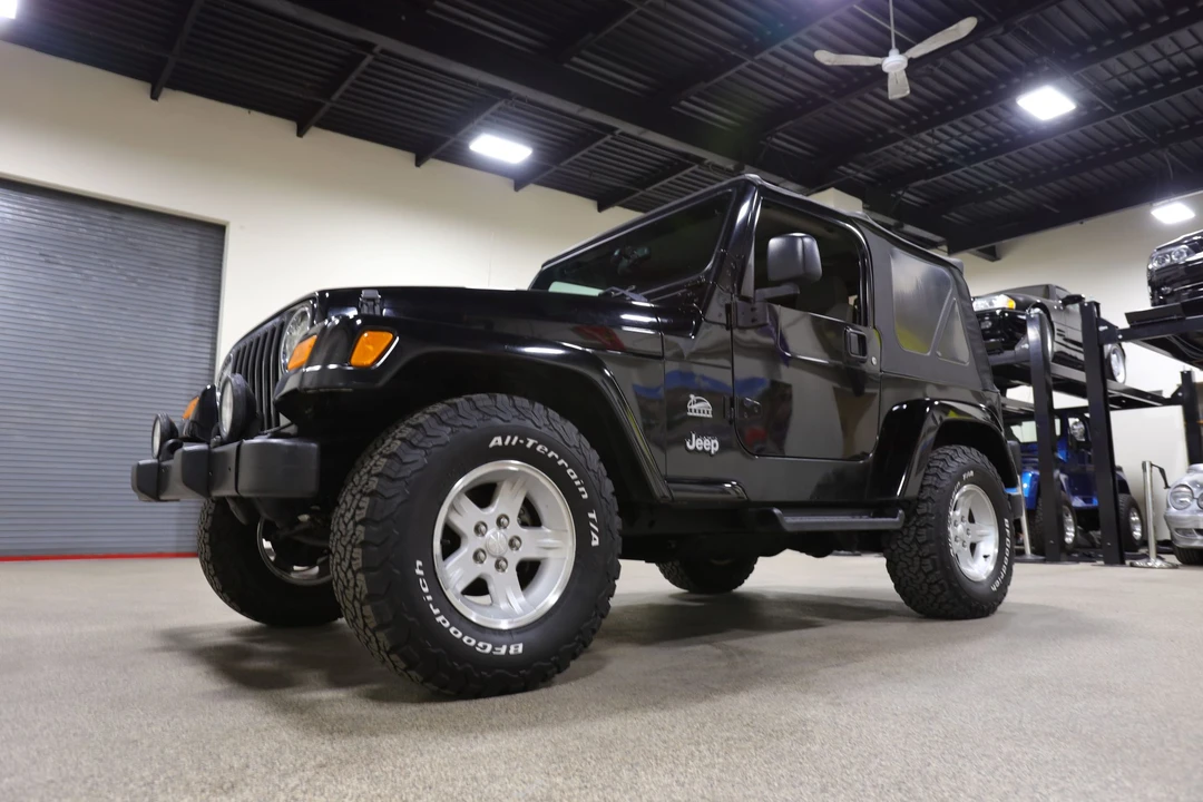 2004 Jeep TJ Wrangler - Image 6 of 31