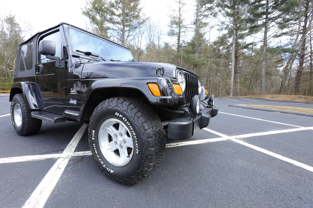 2004 Jeep TJ Wrangler - Image 30 of 31