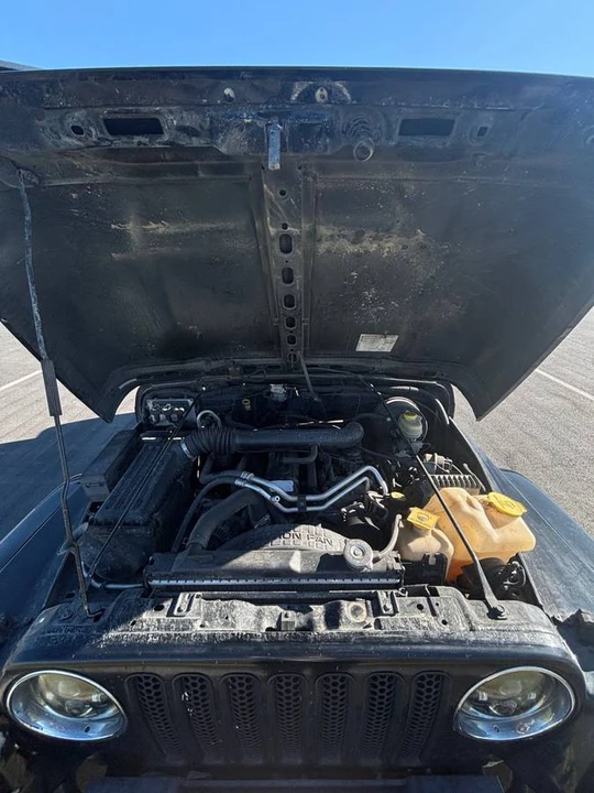 2004 Jeep TJ Wrangler - Image 10 of 12