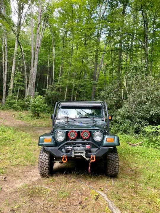 2004 Jeep TJ Wrangler - Image 4 of 5