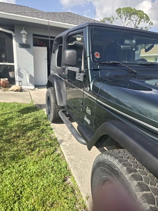 2004 Jeep TJ Wrangler - Image 2 of 7