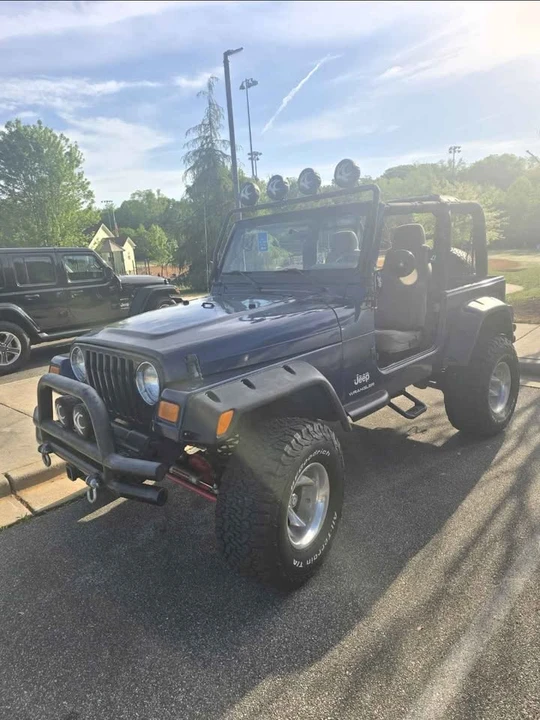 2004 Jeep TJ Wrangler - Image 2 of 5