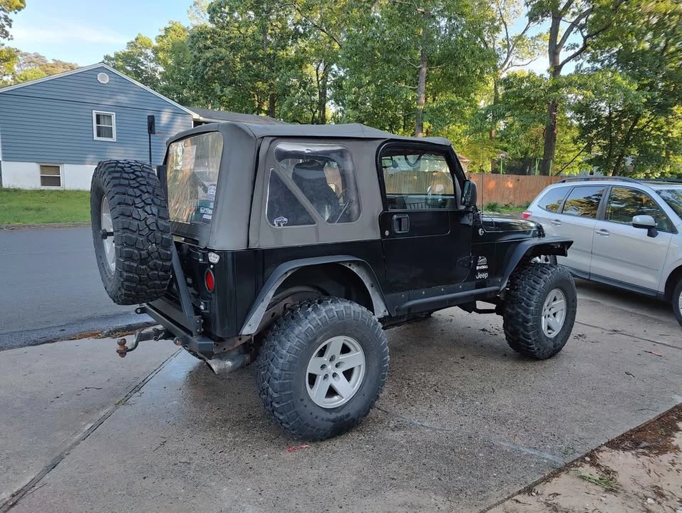 2004 Jeep TJ Wrangler - Image 16 of 20