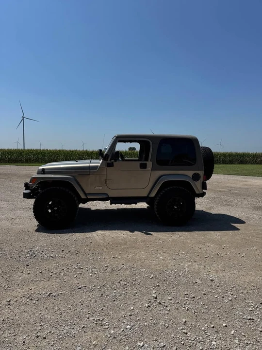 2004 Jeep TJ Wrangler - Image 2 of 17