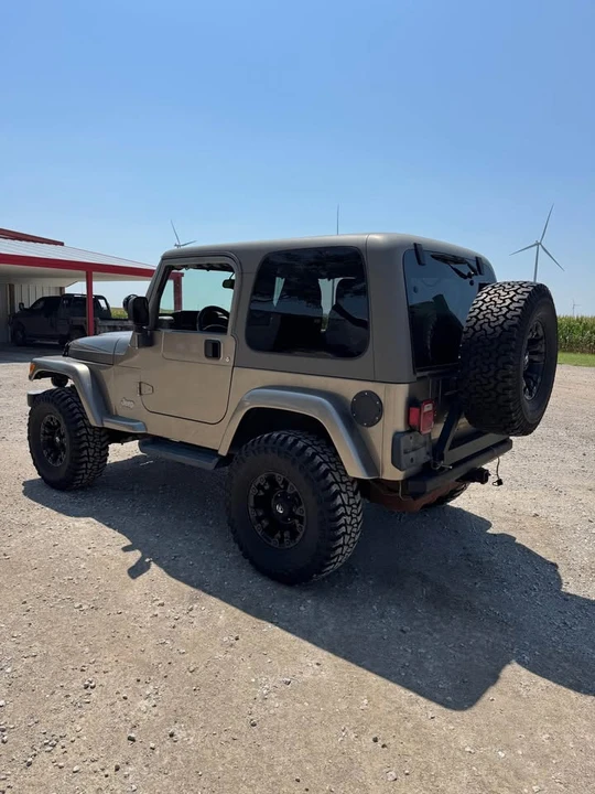 2004 Jeep TJ Wrangler - Image 5 of 17