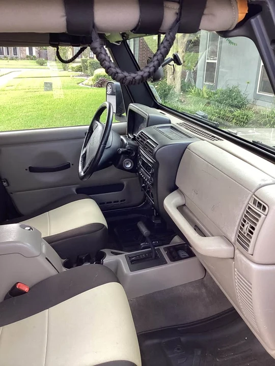 2004 Jeep TJ Wrangler - Image 7 of 10
