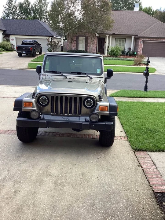 2004 Jeep TJ Wrangler - Image 2 of 10