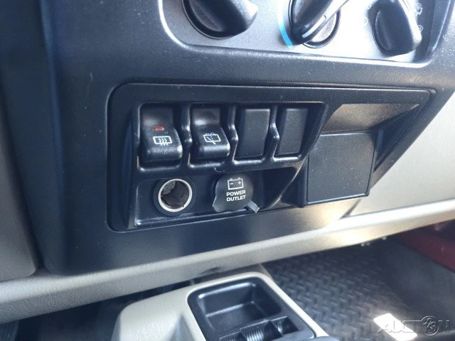 2004 Jeep TJ Wrangler - Image 12 of 12