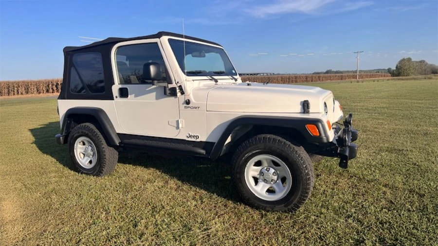 2004 Jeep TJ Wrangler - Image 10 of 17