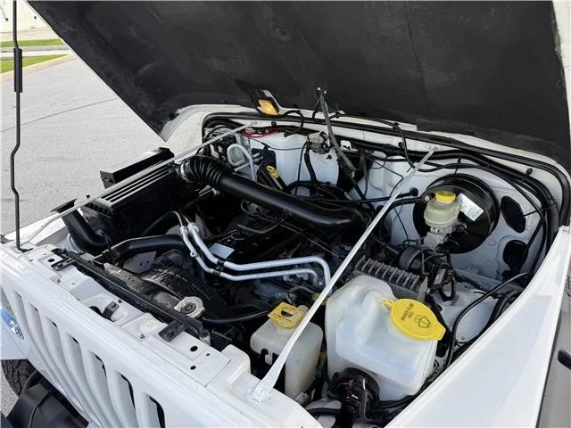 2004 Jeep TJ Wrangler - Image 14 of 21