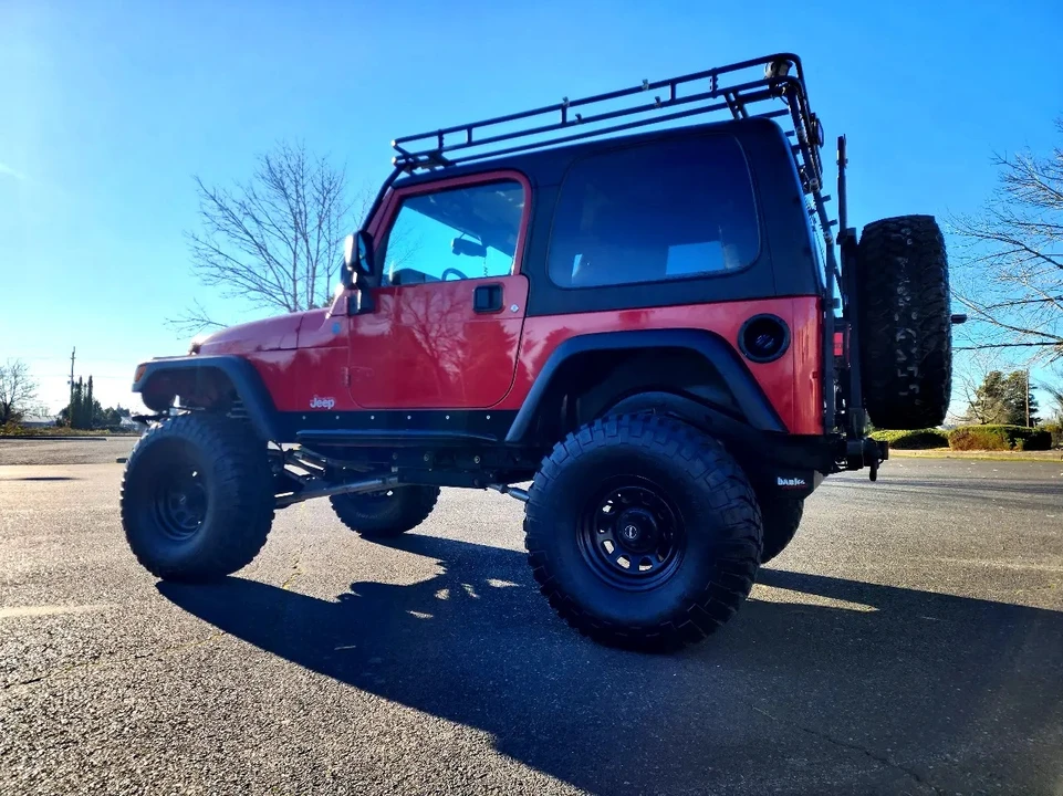 2004 Jeep TJ Wrangler - Image 15 of 31