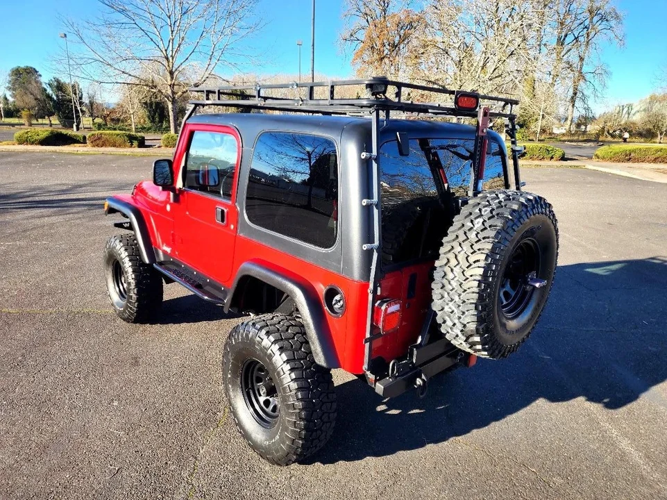 2004 Jeep TJ Wrangler - Image 16 of 31