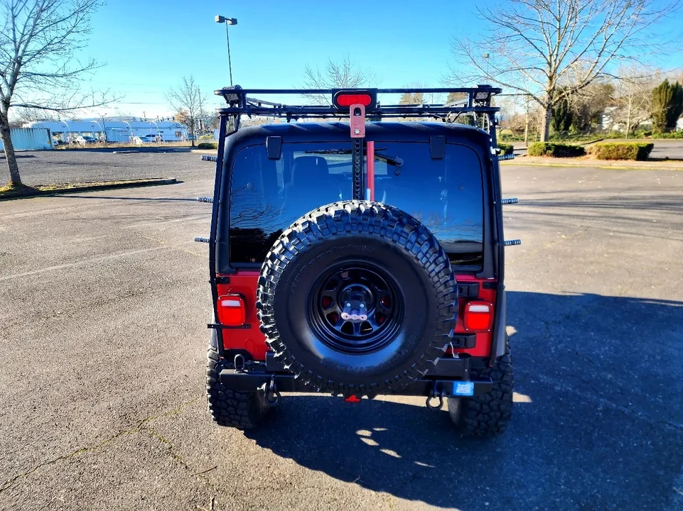 2004 Jeep TJ Wrangler - Image 21 of 31