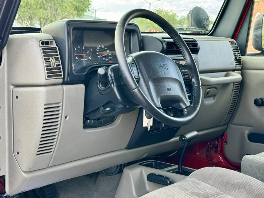 2004 Jeep TJ Wrangler - Image 16 of 19