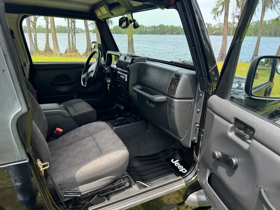 2004 Jeep TJ Wrangler - Image 12 of 16
