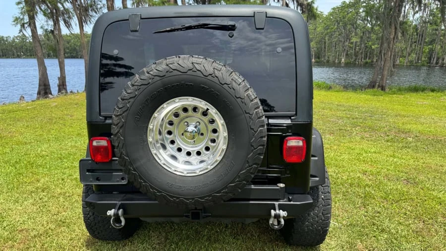 2004 Jeep TJ Wrangler - Image 5 of 16