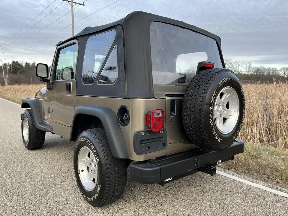 2004 Jeep TJ Wrangler - Image 11 of 31