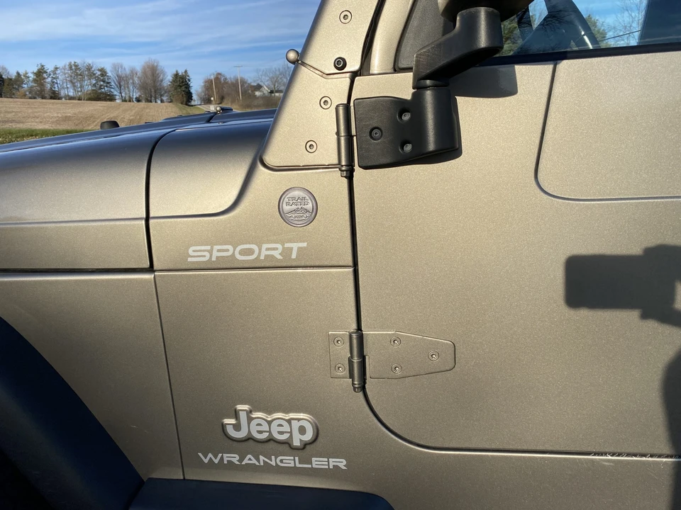 2004 Jeep TJ Wrangler - Image 28 of 31