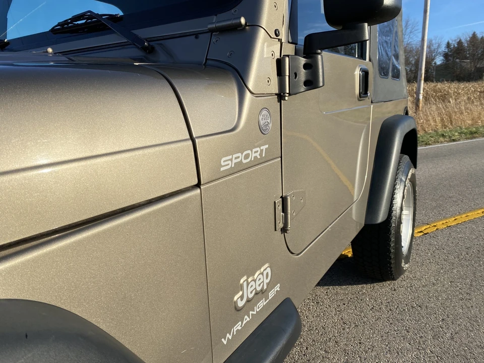 2004 Jeep TJ Wrangler - Image 22 of 31