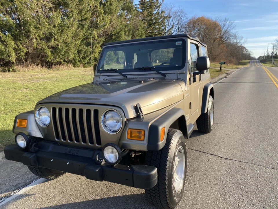 2004 Jeep TJ Wrangler - Image 18 of 31